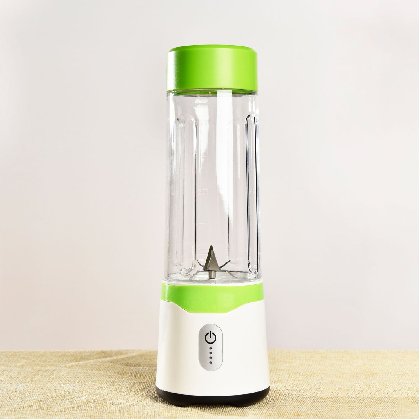Portable Blender USB Rechargeable - with fruits
